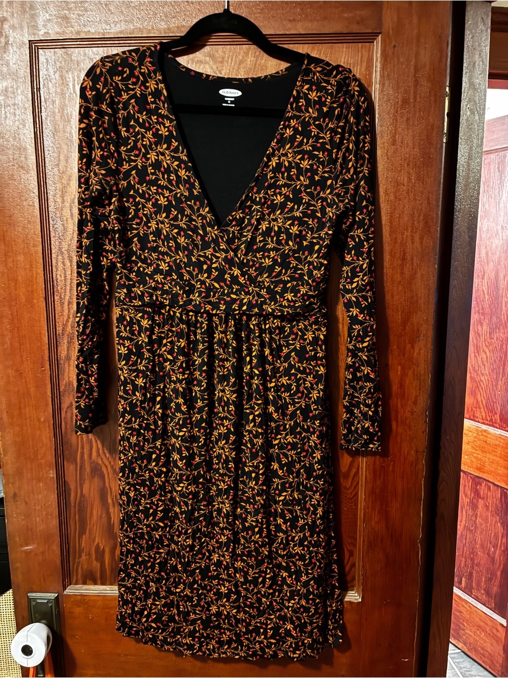 Old Navy Black Floral Wrap-Style Long Sleeve Maternity Dress